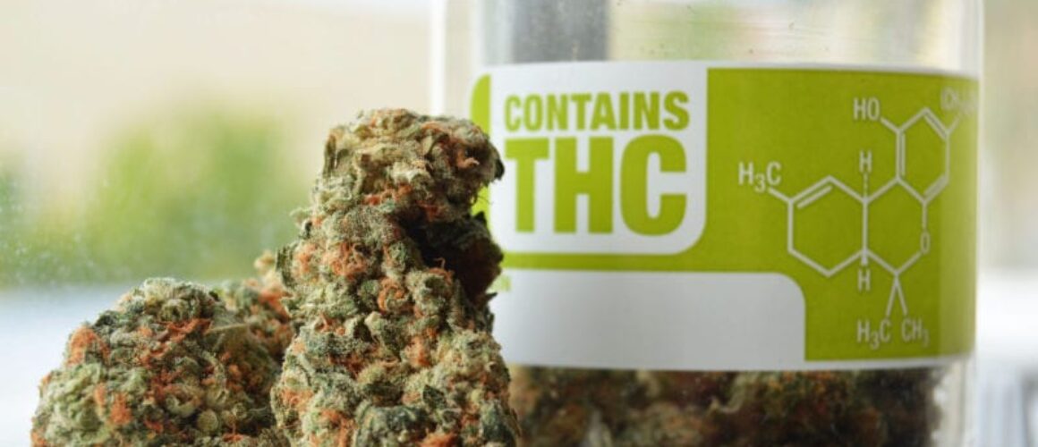 rhode-island-receives-applications-medical-marijuana-dispensary-licenses-featured-800x500